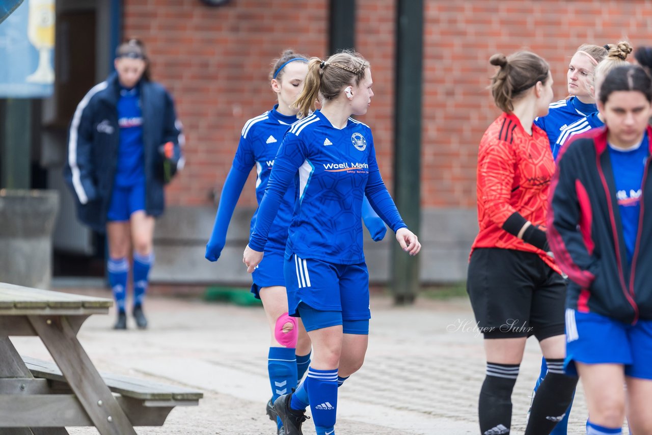 Bild 289 - F SSC Hagen Ahrensburg - SV Frisia Risum-Lindholm : Ergebnis: 1:2